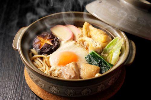 煮込みうどんは簡単おいしい！3種類のつゆとアレンジ方法を紹介
